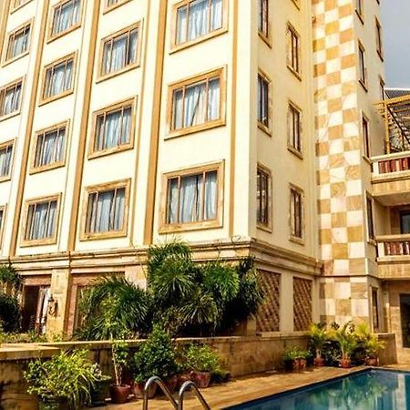 Blue River Hotel Phnom Pen Exterior foto