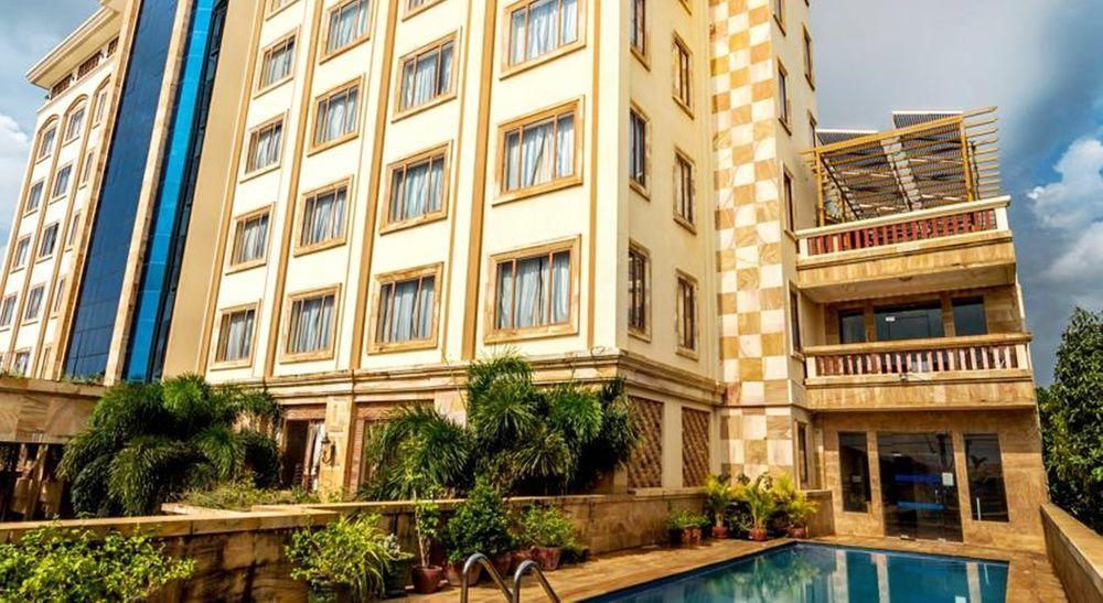Blue River Hotel Phnom Pen Exterior foto