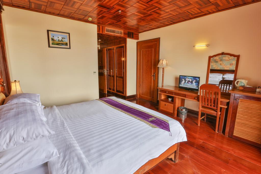 Blue River Hotel Phnom Pen Exterior foto