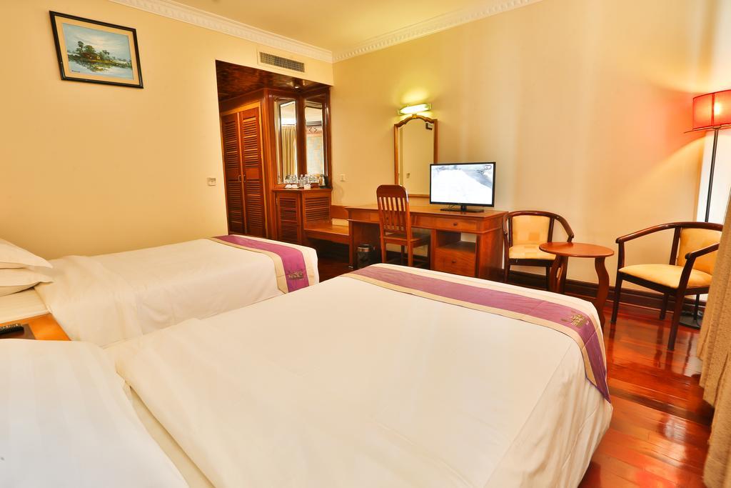 Blue River Hotel Phnom Pen Exterior foto