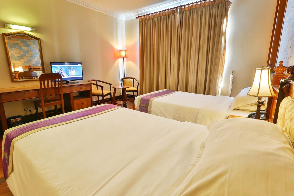 Blue River Hotel Phnom Pen Exterior foto